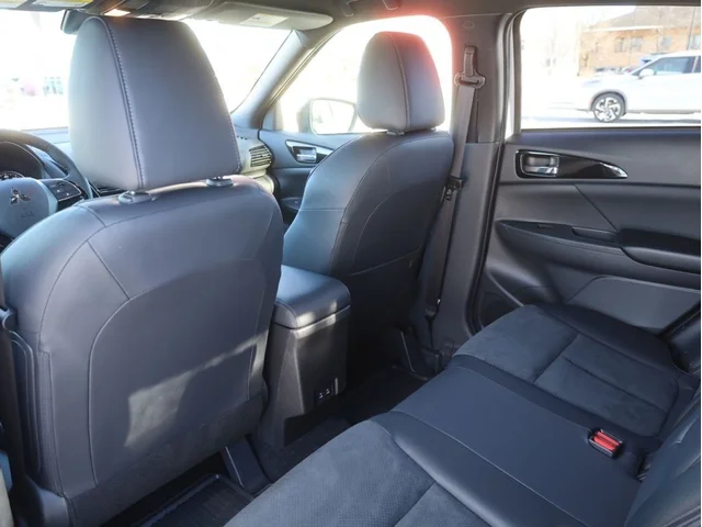 Nuevos MITSUBISHI ECLIPSE CROSS à Estados chez autogozo