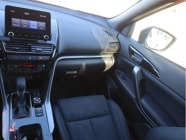 Nuevos MITSUBISHI ECLIPSE CROSS à Estados chez autogozo