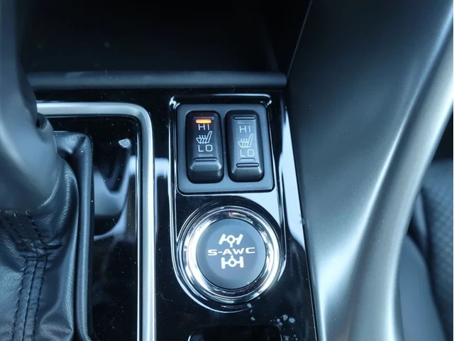 Nuevos MITSUBISHI ECLIPSE CROSS à Estados chez autogozo