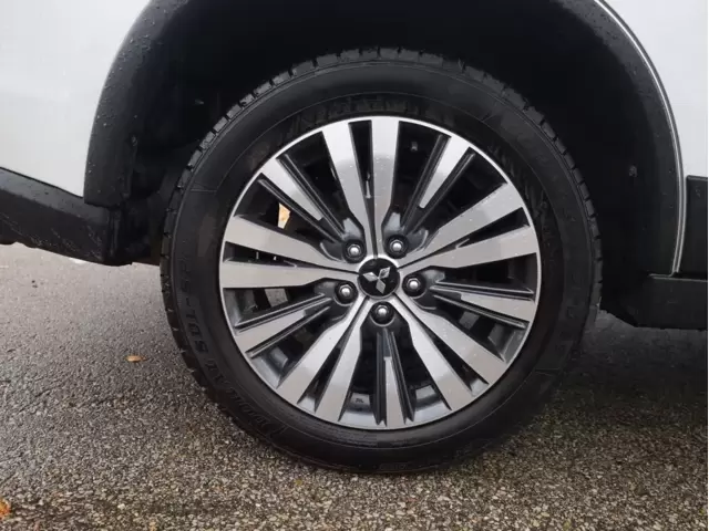 SEMINUEVOS MITSUBISHI Outlander a Estados en autogozo