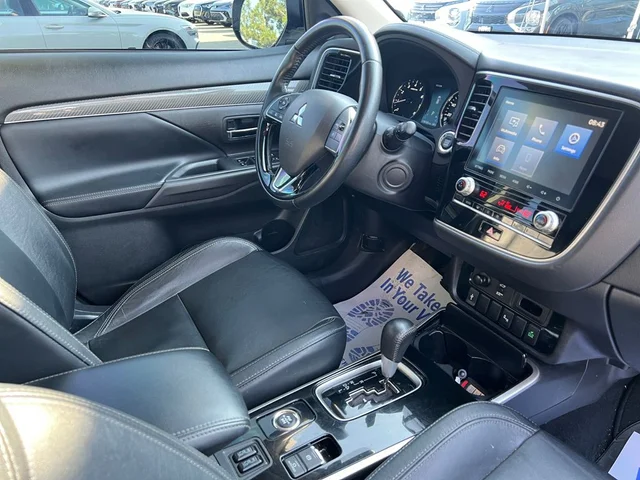 SEMINUEVOS MITSUBISHI Outlander a Estados en autogozo