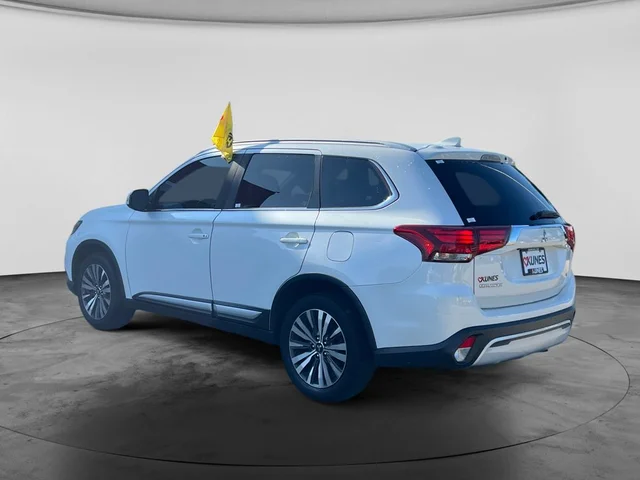 SEMINUEVOS MITSUBISHI Outlander a Estados en autogozo