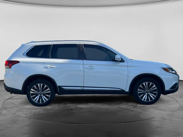 SEMINUEVOS MITSUBISHI Outlander a Estados en autogozo