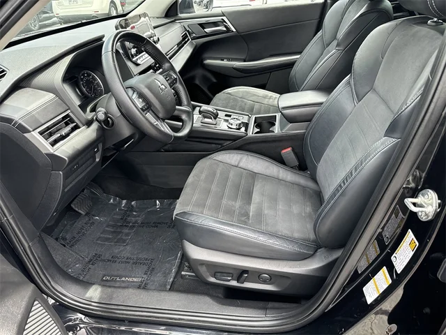 SEMINUEVOS MITSUBISHI Outlander at Kennesaw, in Town Center Nissan