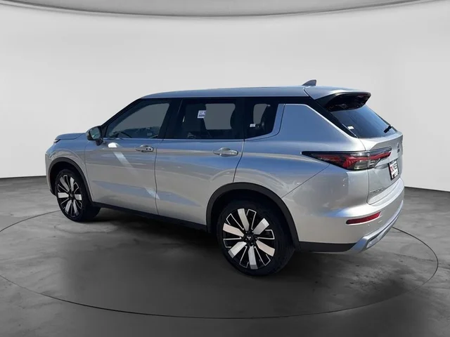 SEMINUEVOS MITSUBISHI Outlander a Estados en autogozo