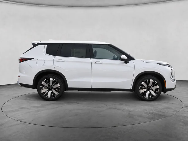 Nuevos MITSUBISHI OUTLANDER à Estados chez autogozo