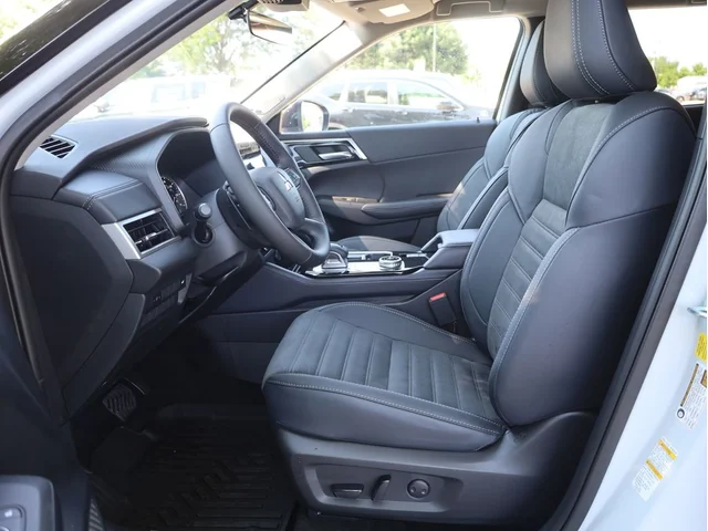 Nuevos MITSUBISHI OUTLANDER à Estados chez autogozo