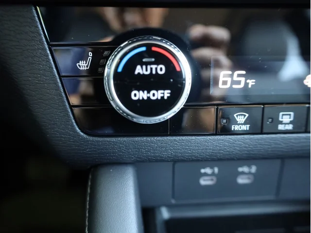 Nuevos MITSUBISHI OUTLANDER à Estados chez autogozo