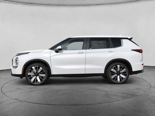 Nuevos MITSUBISHI OUTLANDER à Estados chez autogozo