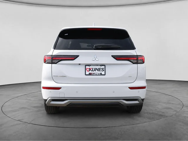 Nuevos MITSUBISHI OUTLANDER à Estados chez autogozo