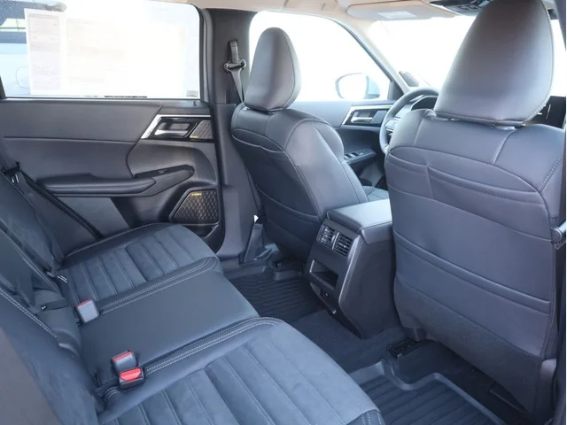 Nuevos MITSUBISHI OUTLANDER à Estados chez autogozo