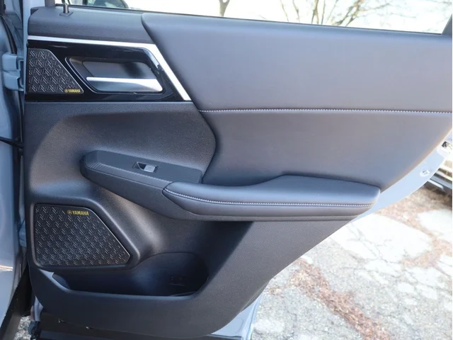 Nuevos MITSUBISHI OUTLANDER à Estados chez autogozo