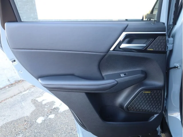 Nuevos MITSUBISHI OUTLANDER à Estados chez autogozo