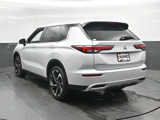 SEMINUEVOS MITSUBISHI Outlander a Estados en autogozo