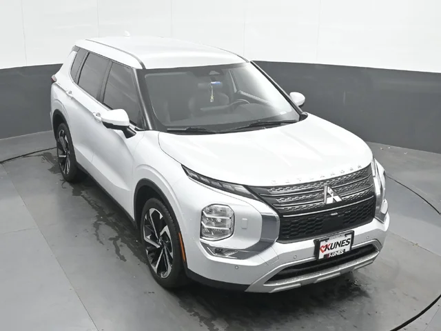 SEMINUEVOS MITSUBISHI Outlander a Estados en autogozo