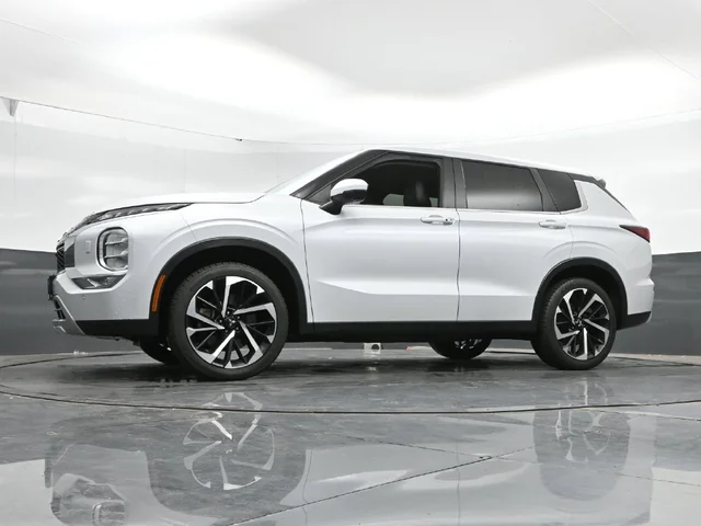 SEMINUEVOS MITSUBISHI Outlander a Estados en autogozo