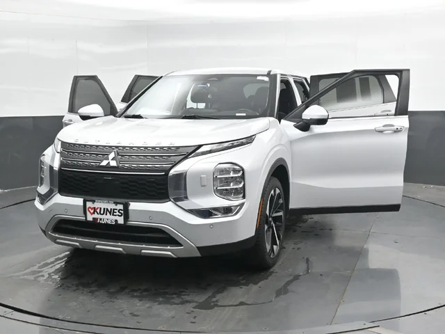 SEMINUEVOS MITSUBISHI Outlander a Estados en autogozo