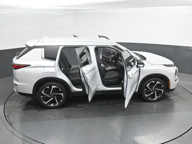 SEMINUEVOS MITSUBISHI Outlander a Estados en autogozo