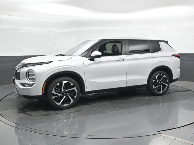 SEMINUEVOS MITSUBISHI Outlander a Estados en autogozo