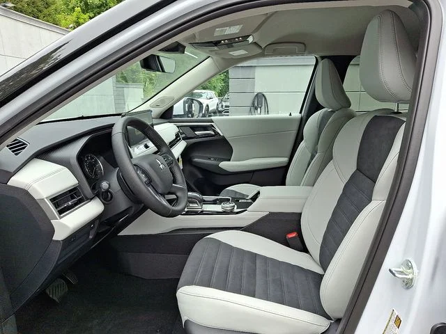 Nuevos MITSUBISHI OUTLANDER à Estados chez autogozo