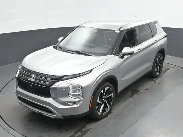 SEMINUEVOS MITSUBISHI Outlander a Estados en autogozo