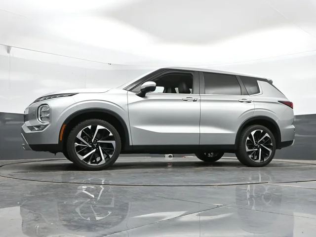 SEMINUEVOS MITSUBISHI Outlander a Estados en autogozo