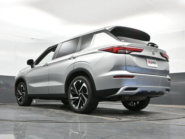 SEMINUEVOS MITSUBISHI Outlander a Estados en autogozo