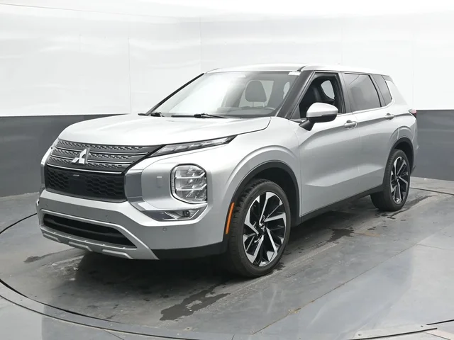 SEMINUEVOS MITSUBISHI Outlander a Estados en autogozo