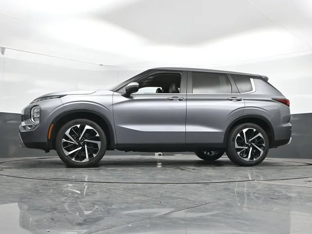 SEMINUEVOS MITSUBISHI Outlander a Estados en autogozo
