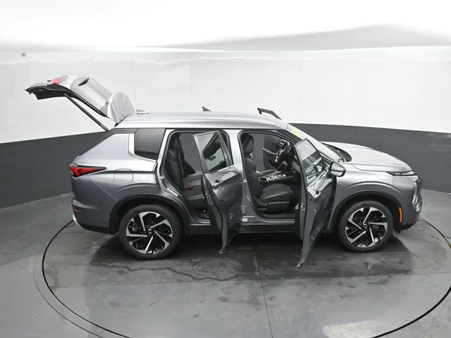 SEMINUEVOS MITSUBISHI Outlander a Estados en autogozo
