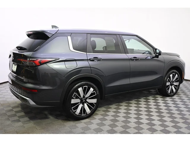 SEMINUEVOS MITSUBISHI Outlander a Estados en autogozo