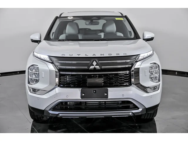 Nuevos MITSUBISHI OUTLANDER à Estados chez autogozo
