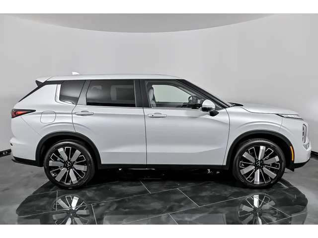 Nuevos MITSUBISHI OUTLANDER à Estados chez autogozo
