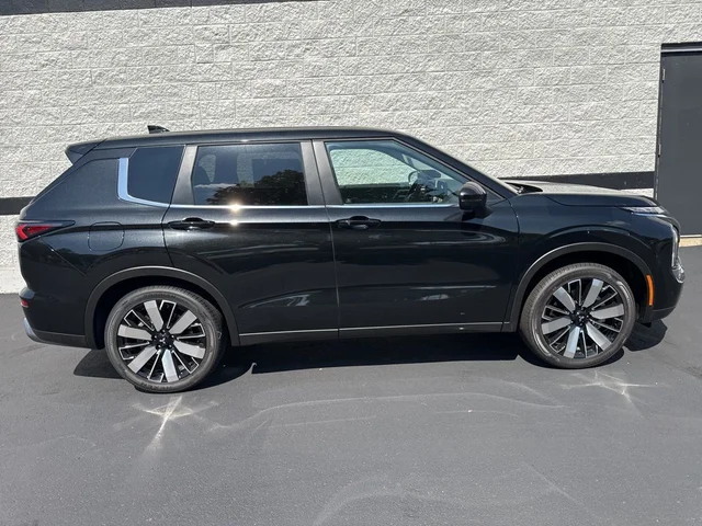 Nuevos MITSUBISHI OUTLANDER à Estados chez autogozo