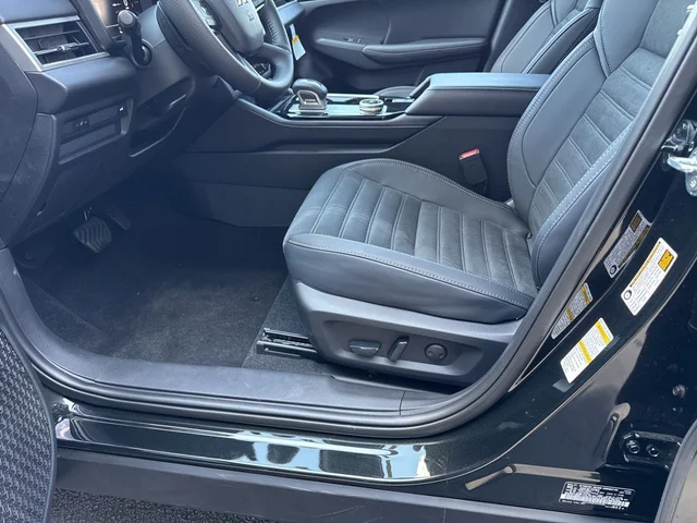 Nuevos MITSUBISHI OUTLANDER à Estados chez autogozo