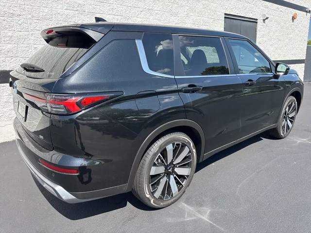 Nuevos MITSUBISHI OUTLANDER à Estados chez autogozo