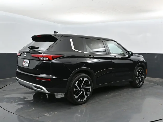 SEMINUEVOS MITSUBISHI Outlander a Estados en autogozo