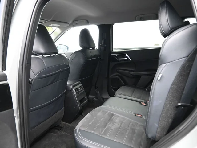 SEMINUEVOS MITSUBISHI Outlander a Estados en autogozo