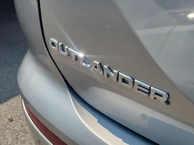 SEMINUEVOS MITSUBISHI Outlander a Estados en autogozo