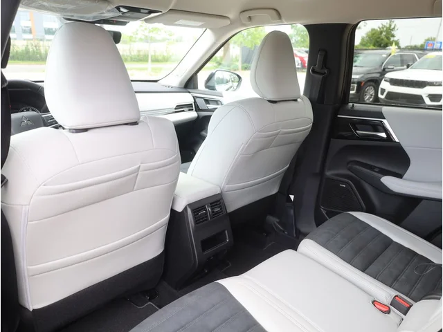 Nuevos MITSUBISHI OUTLANDER à Estados chez autogozo
