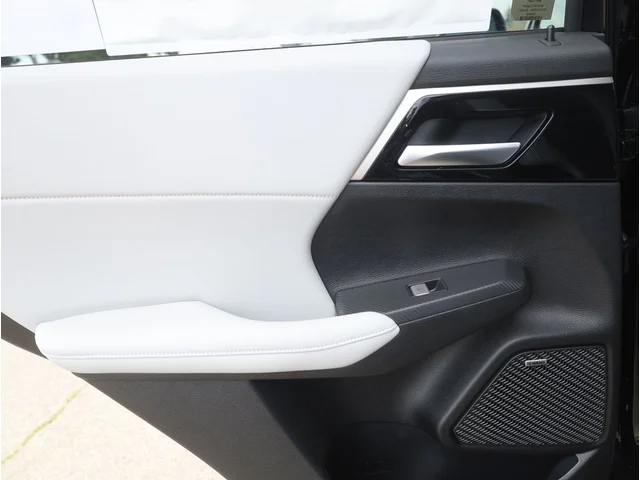 Nuevos MITSUBISHI OUTLANDER à Estados chez autogozo