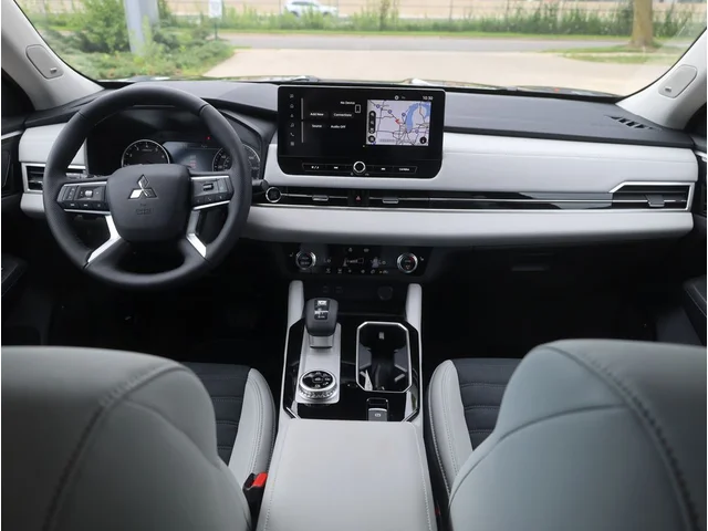 Nuevos MITSUBISHI OUTLANDER à Estados chez autogozo