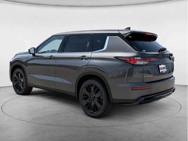 Nuevos MITSUBISHI OUTLANDER à Estados chez autogozo