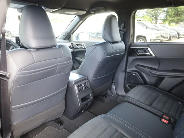 Nuevos MITSUBISHI OUTLANDER à Estados chez autogozo