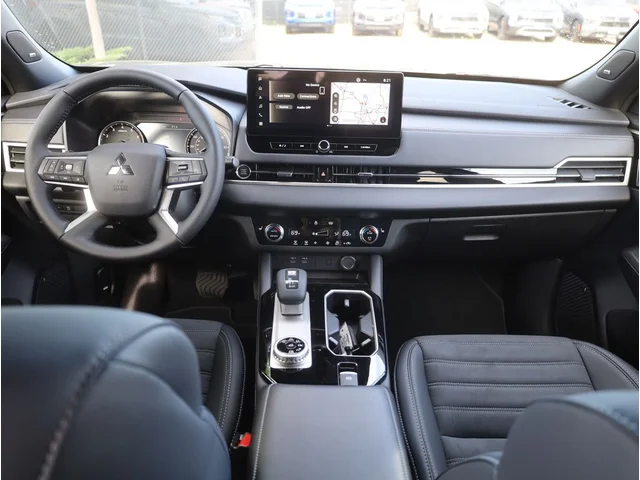 Nuevos MITSUBISHI OUTLANDER à Estados chez autogozo