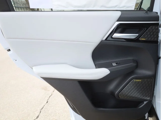 Nuevos MITSUBISHI OUTLANDER à Estados chez autogozo