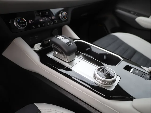 Nuevos MITSUBISHI OUTLANDER à Estados chez autogozo