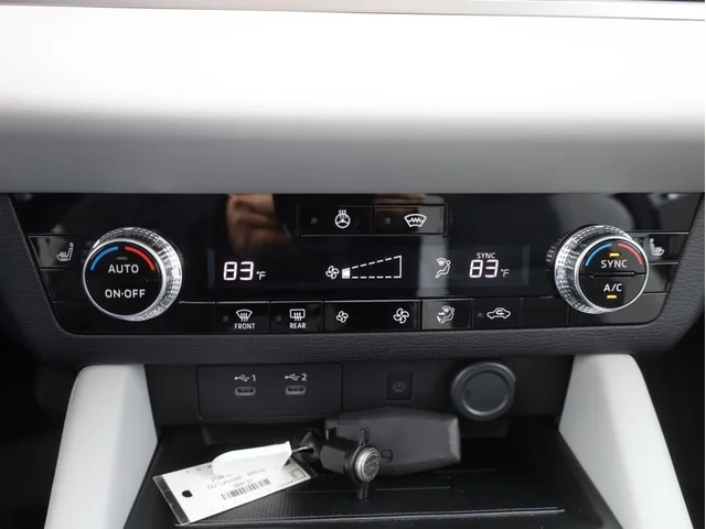 Nuevos MITSUBISHI OUTLANDER à Estados chez autogozo