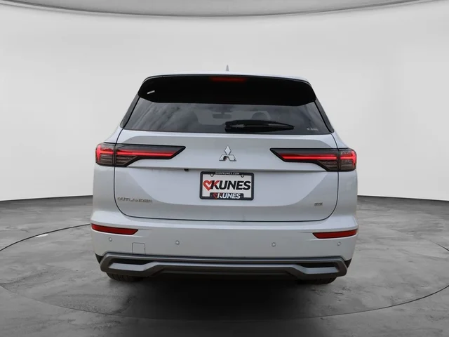Nuevos MITSUBISHI OUTLANDER à Estados chez autogozo