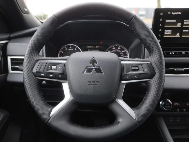 Nuevos MITSUBISHI OUTLANDER à Estados chez autogozo